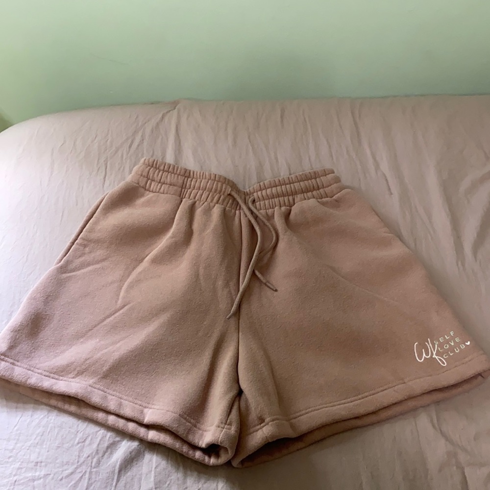 Mauve White Fox Shorts